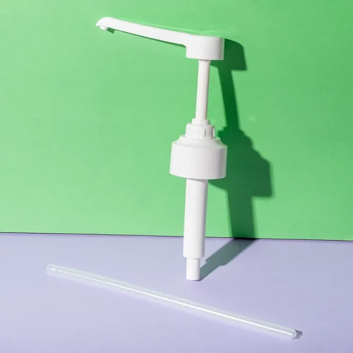 Pompa dosatrice MD da 8 ml per sciroppo con imbocco universale — vista principale