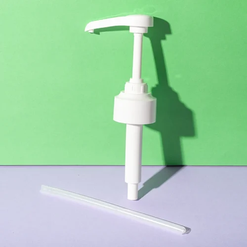 Pompa dosatrice da 8 ml per sciroppo con imbocco universale — vista principale